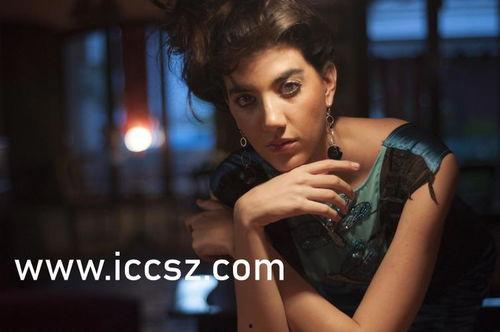 活魔人在线观看完整版,揭秘神秘异界，探寻生死边缘的冒险之旅  第2张